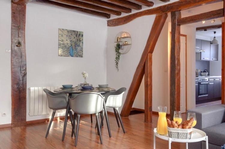 Le Petit Drouais T3 En Plein Coeur De Ville ! Dreux Esterno foto